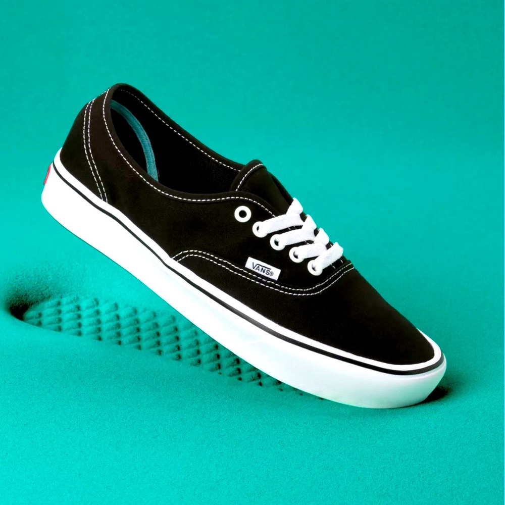 Authentic Vans - ComfyCush